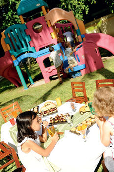 Childrens Play Area - Outdoor